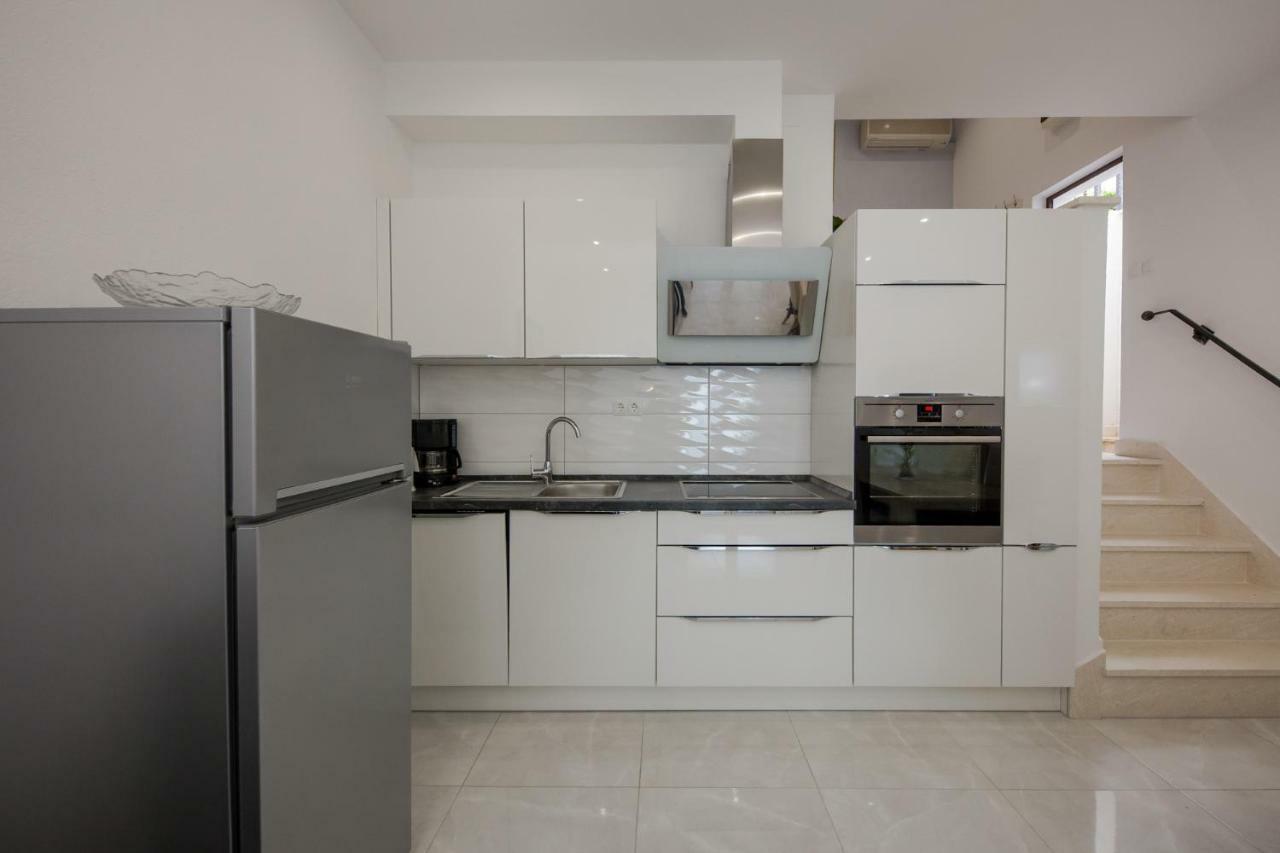Apartments Mateo Trogir Exterior photo