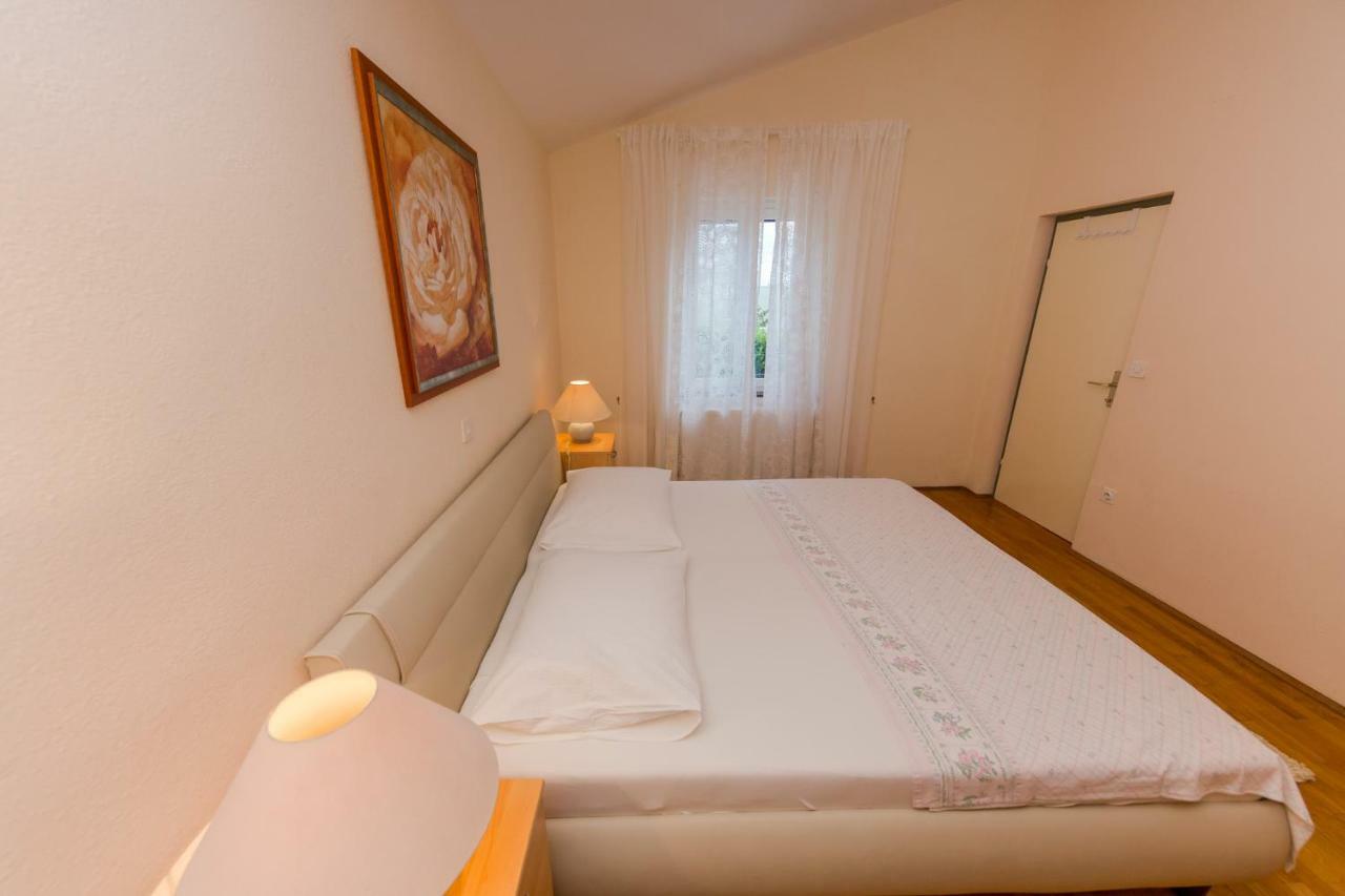 Apartments Mateo Trogir Exterior photo